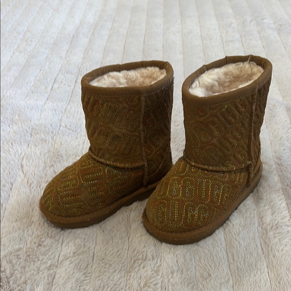 Ugg Kids Multi- Color Logo Boots Size 7